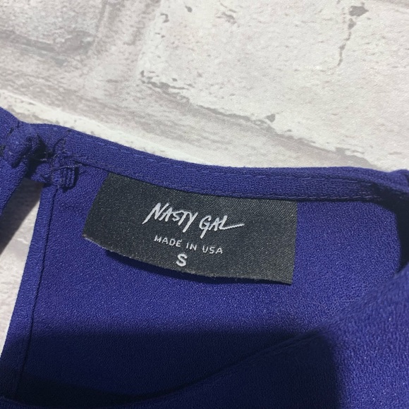 ⭐️4/$20 SALE⭐️ - Picture 3 of 4